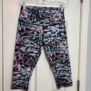 lululemon athletica Multicolor leggings Abstract Print Capris size 8